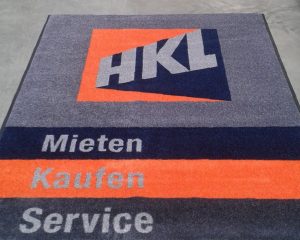 Ihr Fimenlogo auf Fußmatten drucken | Logo-, Werbe- und Designmatten