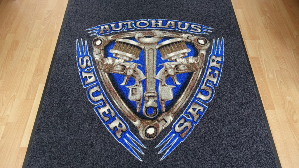 Logomatte für Autohaus – individuell erstellt und bedruckt