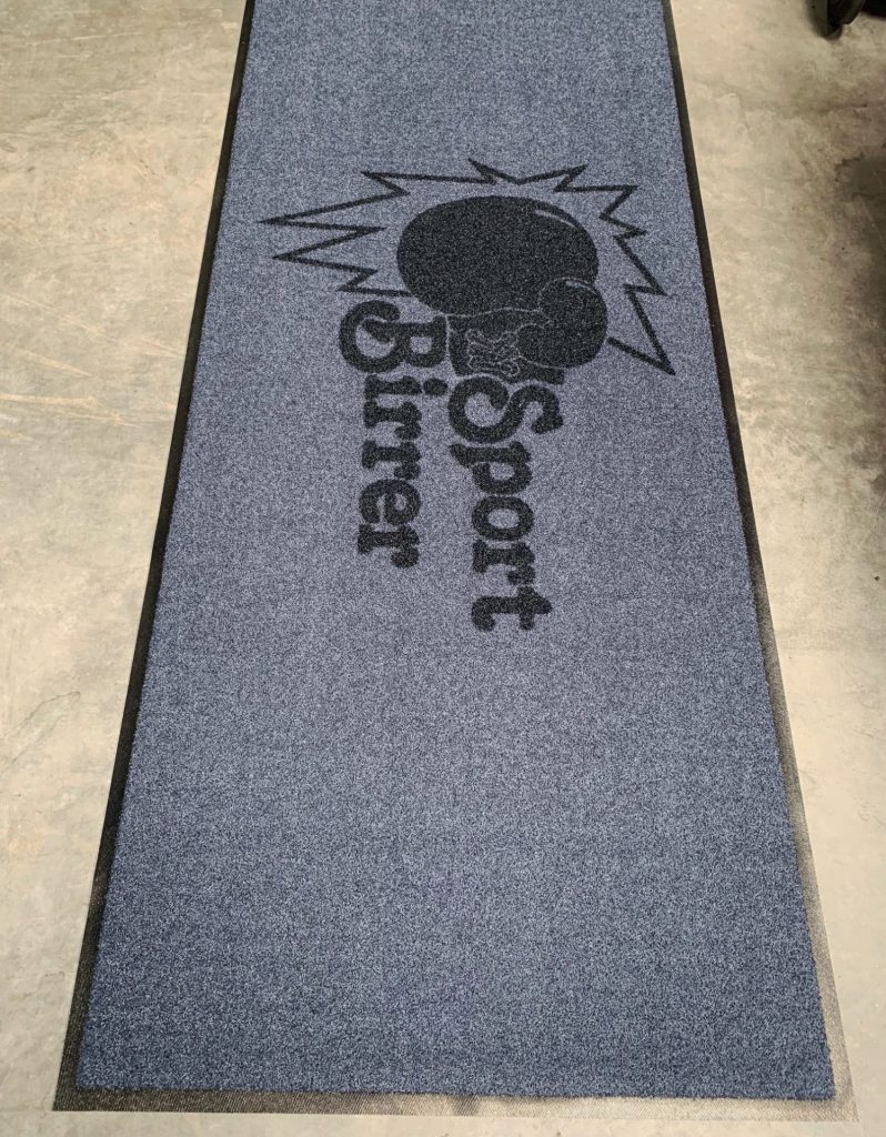 Outdoor Logomatte Sportladen