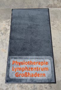 Eingangsmatte personalisiert mit Schrift für Physiotherapie