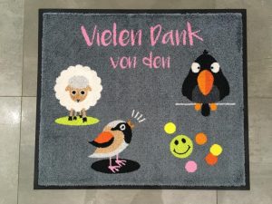 Logomatte als Dankeschön Geschenk im Kindergarten